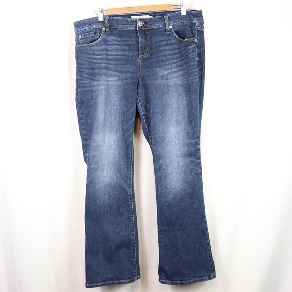 TORRID SLIM BOOT JEANS SIZE 18R